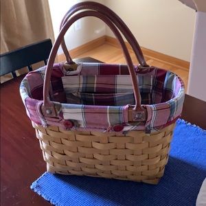 Longaberger tote with fabric liner